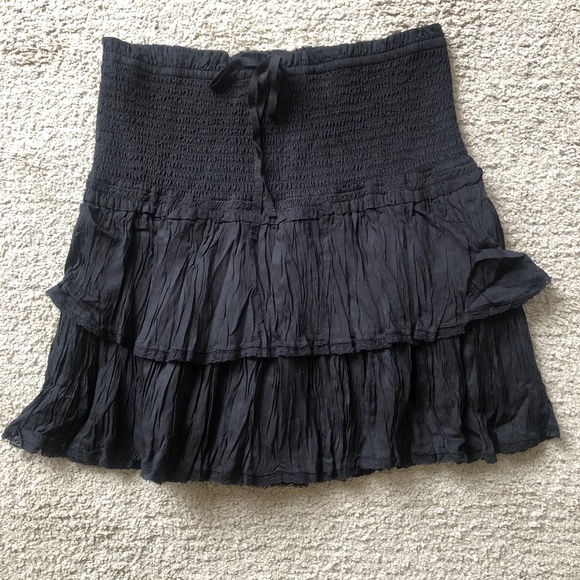 Wilfred Dresses & Skirts - ARITZIA / WILFRED BUBBLES SKIRT.NWOT.